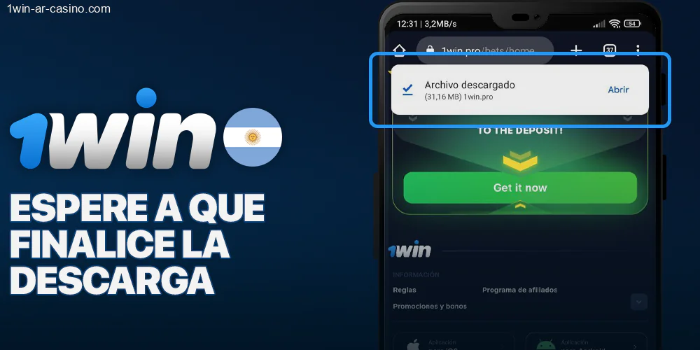 Espere a que finalice la descarga de la aplicación 1Win en su teléfono.